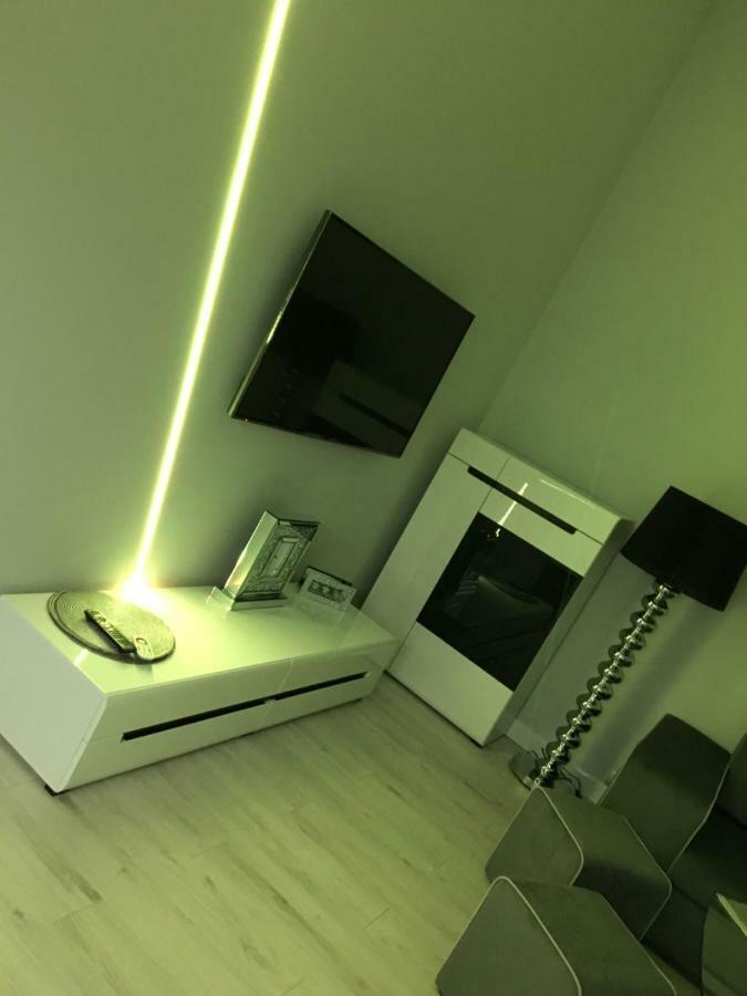 Apartament Mnw Varsovia Exterior foto